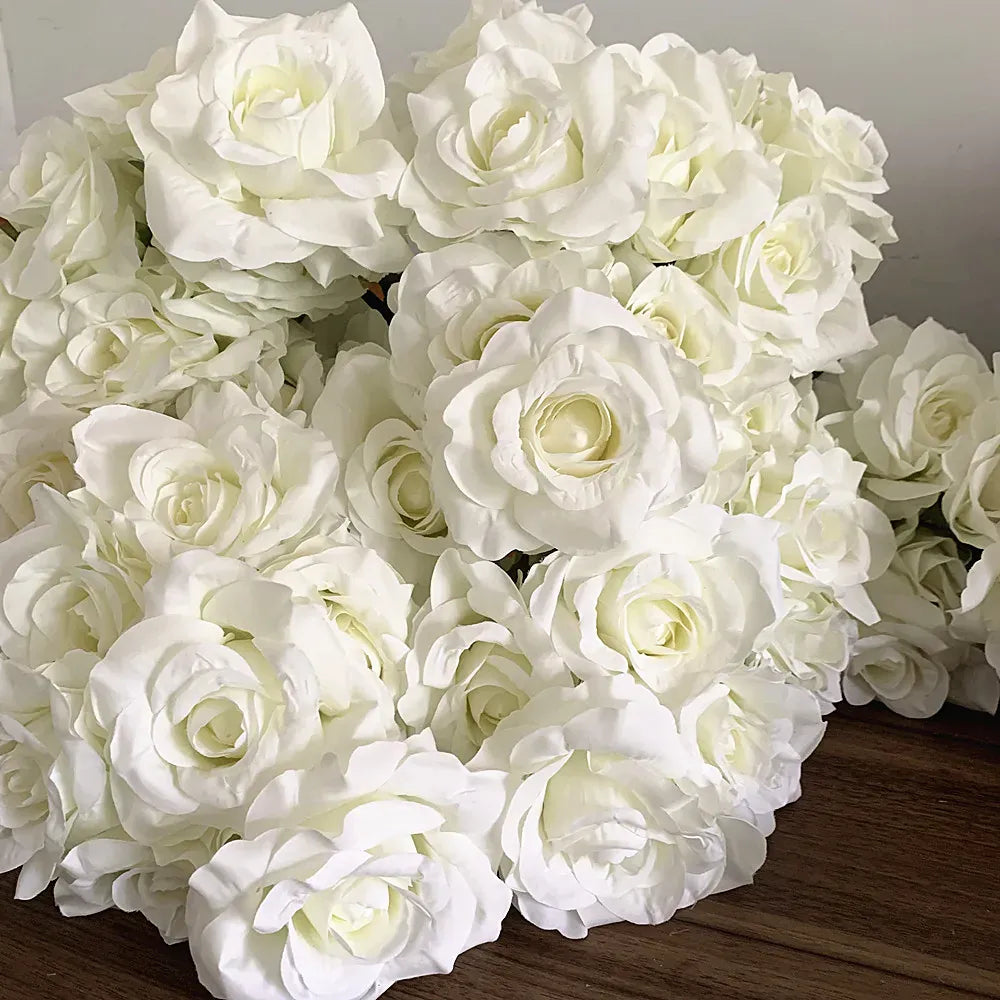 Bouquet de 7 Roses Artificielles Blanches